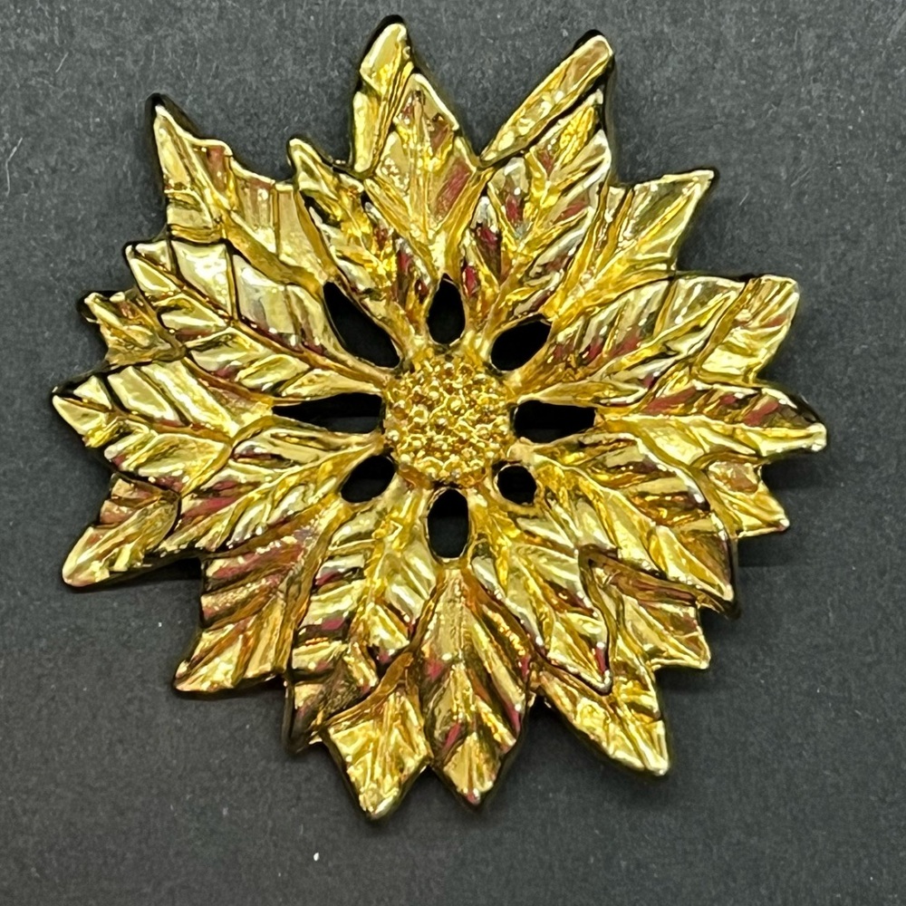 Vintage Gold Tone Poinsettia Pin by AAi